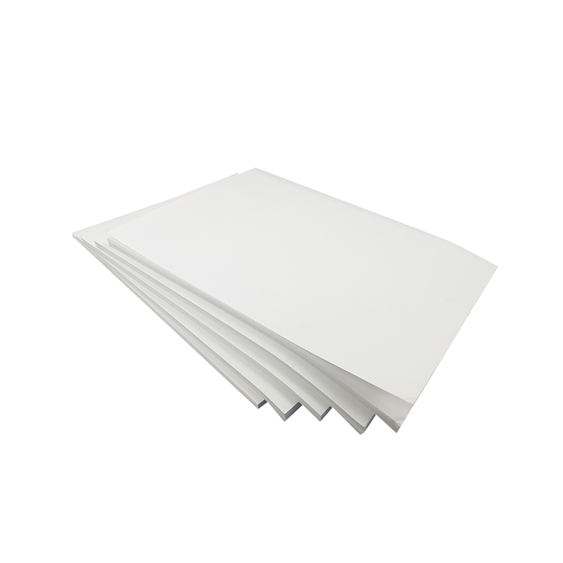 DCR Pad White Achtergrond