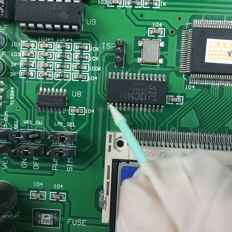 Scherpe puntschuimstaafje